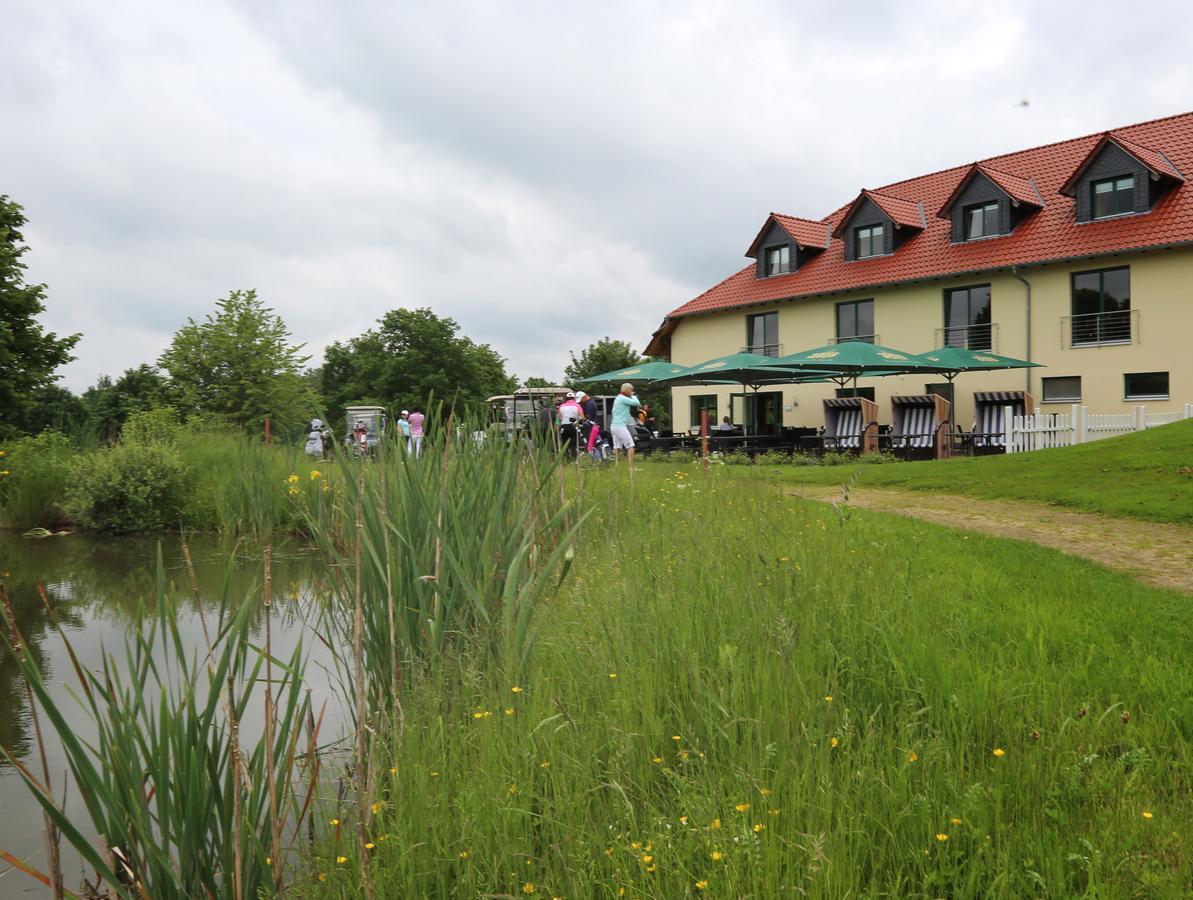 Apartments Golfpark Schlossgut Sickendorf Lauterbach  Ngoại thất bức ảnh