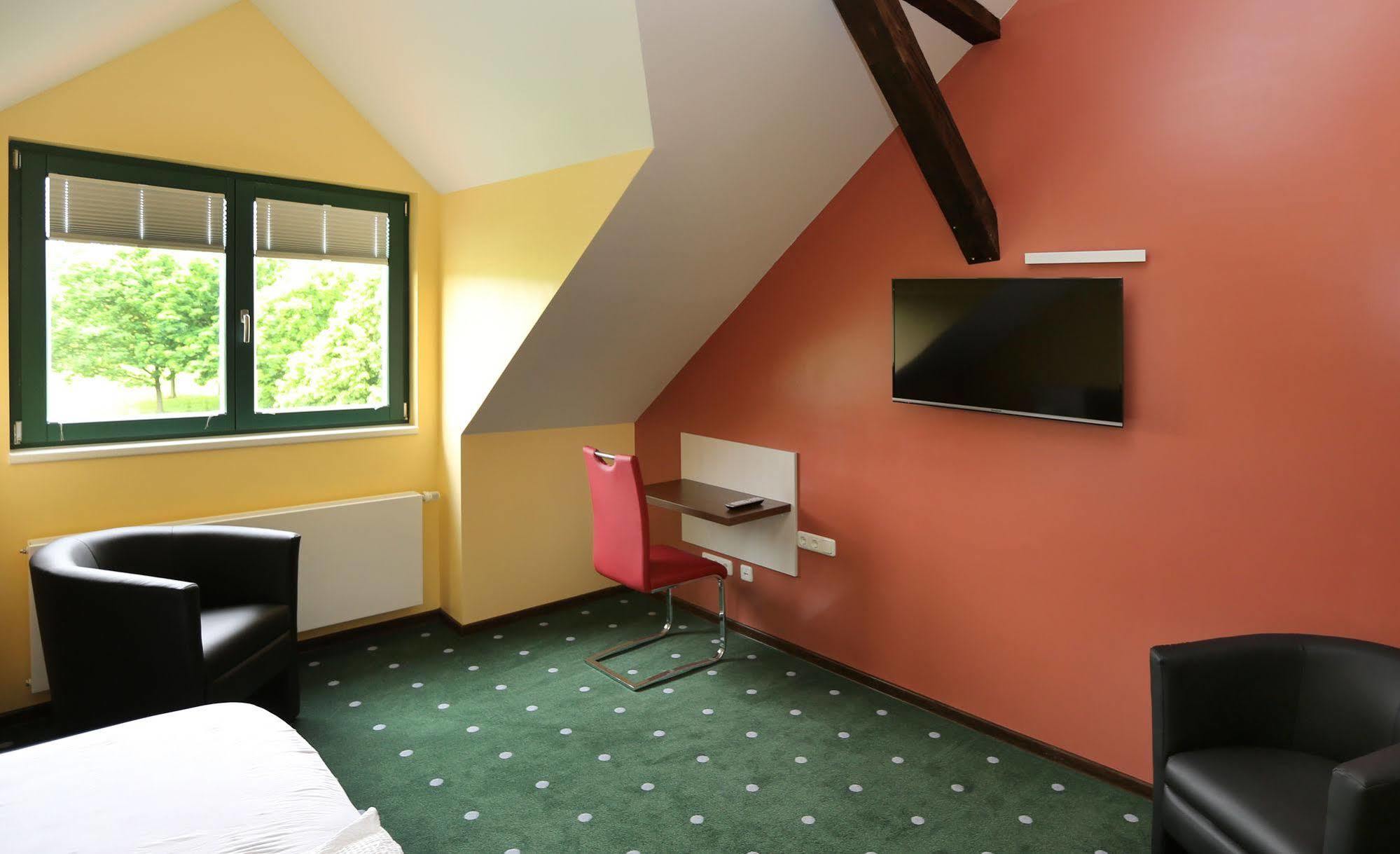 Apartments Golfpark Schlossgut Sickendorf Lauterbach  Ngoại thất bức ảnh