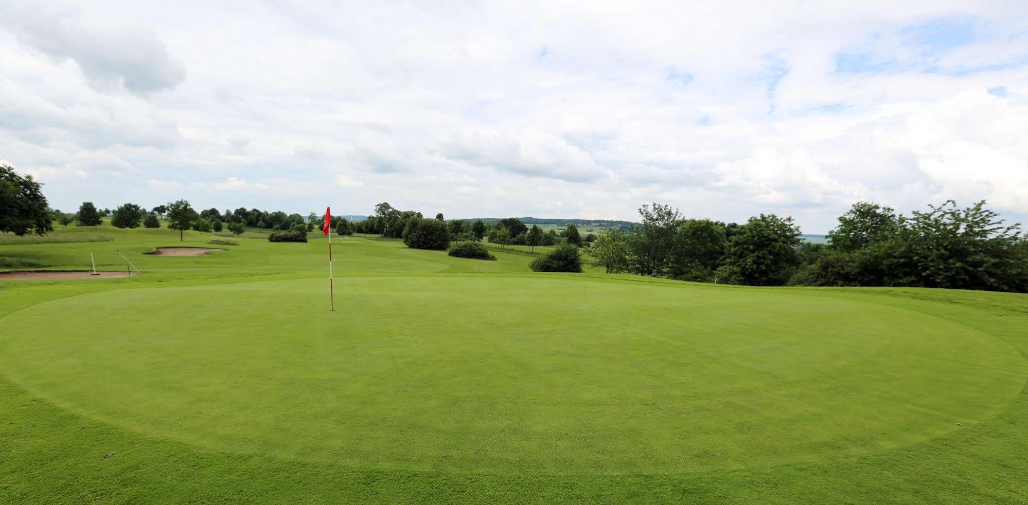 Apartments Golfpark Schlossgut Sickendorf Lauterbach  Ngoại thất bức ảnh